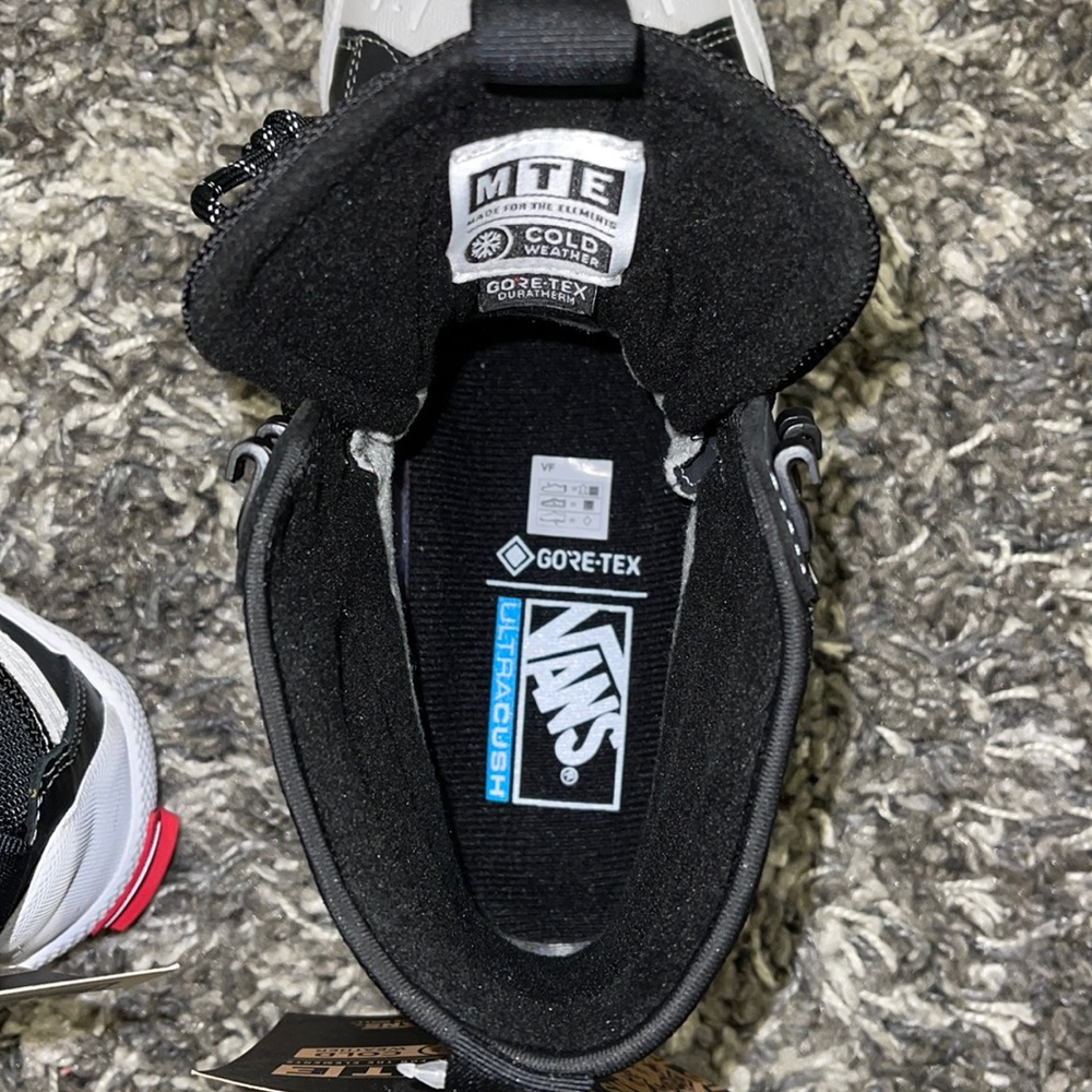New VANS Sk8-Hi GORE-TEX MTE-3 Waterproof High Top Sneakers - Picture 13 of 16